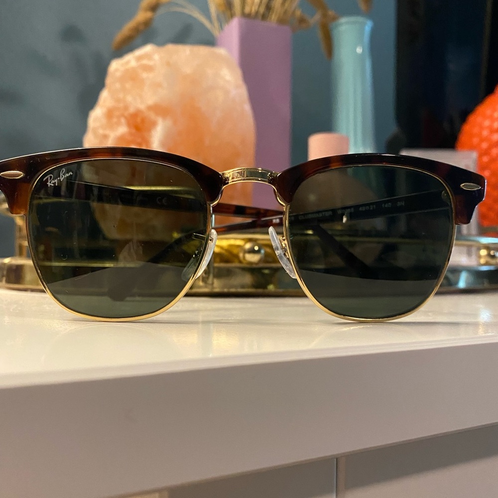 Rayban clubmasters in tortoise